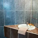 La Maison Du Bed & Breakfast 3*